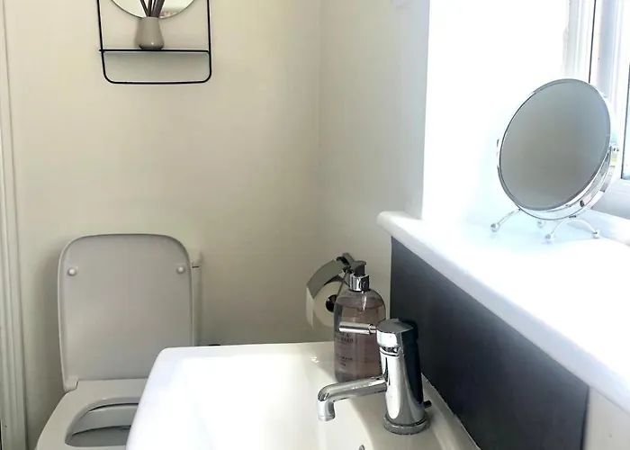 Swallow's Rest Garden 아파트 *