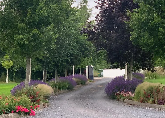 Swallow's Rest Garden 아파트 *