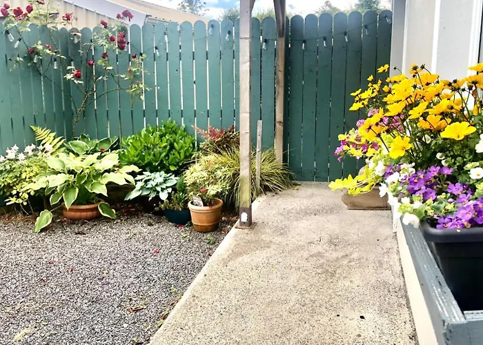 Swallow's Rest Garden 아파트 *