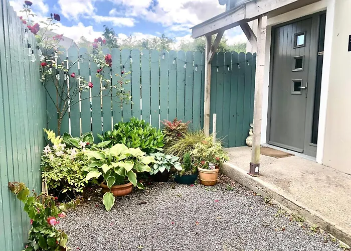 Swallow's Rest Garden Apartment Ashbourne